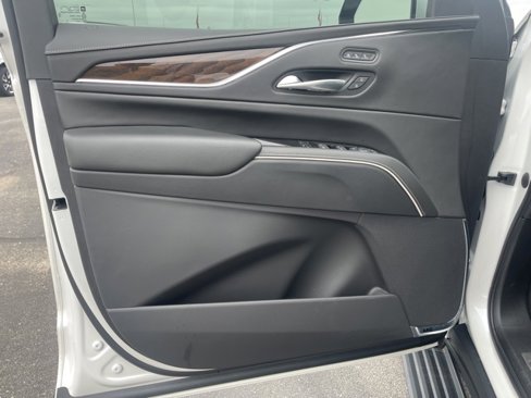 Used 2023 Cadillac Escalade Sport Platinum image 21