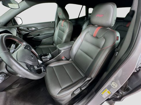 Used 2025 Chevrolet Trax RS w/ Driver Confidence Package image 21