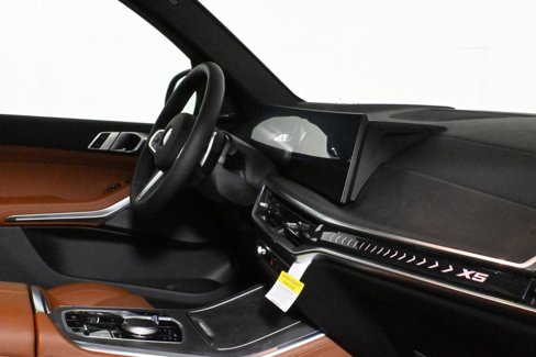 New 2026 BMW X5 xDrive40i w/ M Sport Package image 34