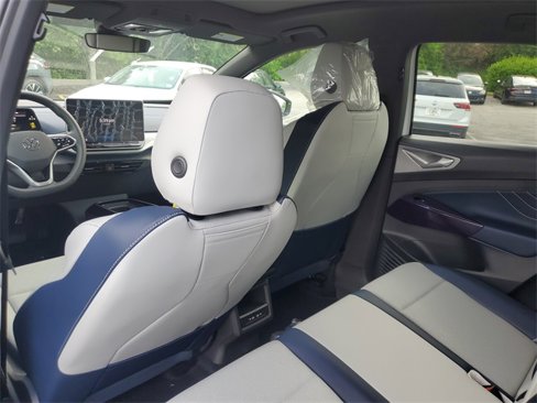 New 2025 Volkswagen ID.4 Pro S image 12