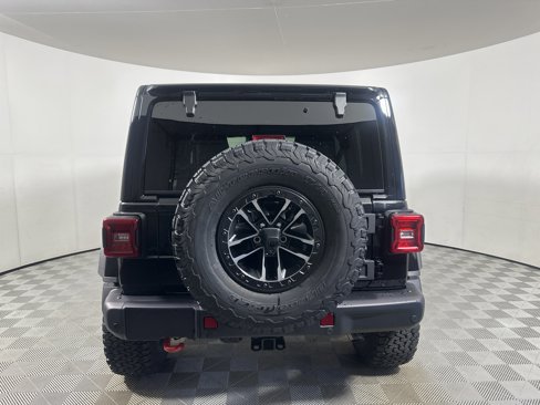 New 2025 Jeep Wrangler Unlimited Rubicon image 6