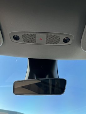 Used 2025 Tesla Model Y Performance image 40