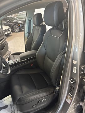 Used 2025 Genesis GV70 2.5T image 35