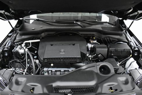 Used 2025 Acura MDX w/ Technology Package image 3