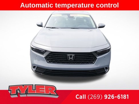 Certified 2025 Honda Accord EX-L image 2