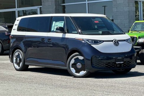 New 2025 Volkswagen ID. Buzz Pro S Plus image 2