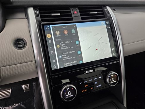 Certified 2024 Land Rover Discovery Dynamic SE image 23