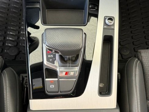 Used 2021 Audi SQ5 Premium w/ Convenience Package image 13