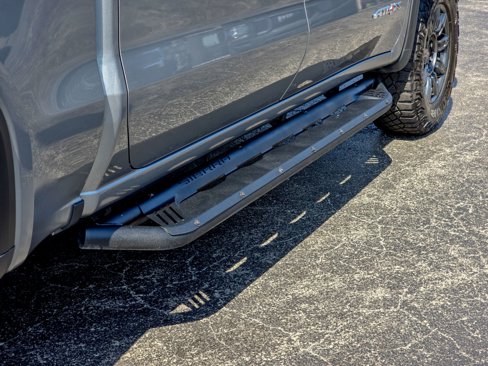 Used 2024 GMC Sierra 1500 AT4X image 29