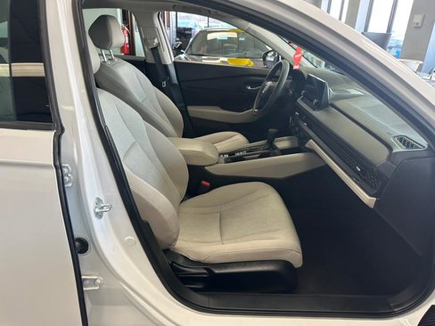 Used 2023 Honda Accord EX image 29