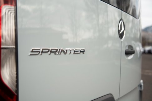 Used 2025 Mercedes-Benz Sprinter 2500 image 17