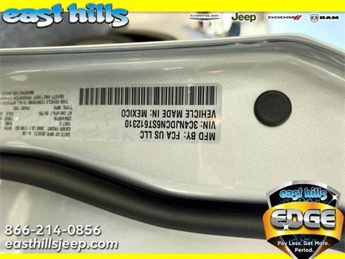 New 2025 Jeep Compass Limited w/ Sun and Sound Group image 17