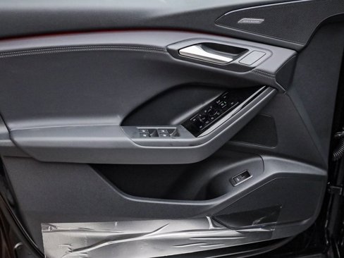 New 2025 Audi Q6 e-tron Premium Plus image 22