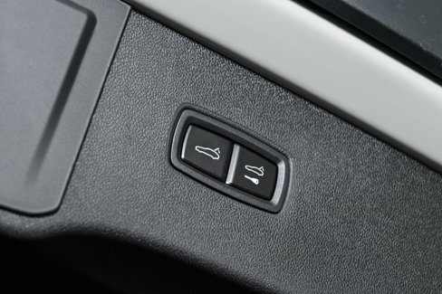 New 2025 Porsche Cayenne GTS image 31