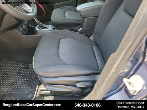 Used 2023 Jeep Renegade Trailhawk image 23