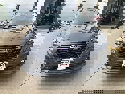 Used 2024 Subaru Crosstrek 2.5i Limited image 4
