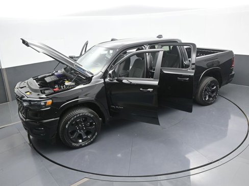 New 2025 RAM 1500 4x4 Crew Cab image 60