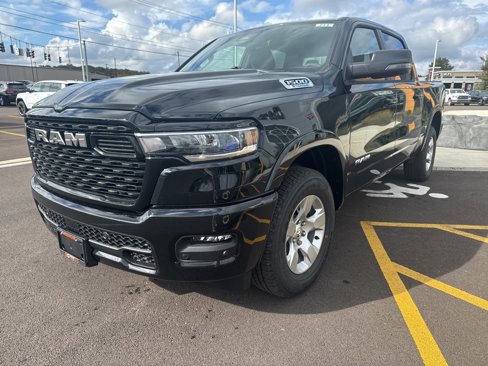 New 2025 RAM 1500 4x4 Crew Cab image 3