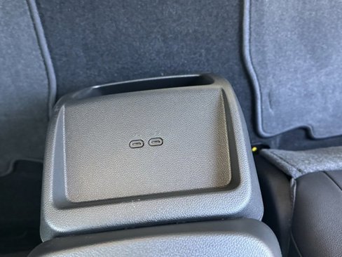 New 2026 Chevrolet Equinox EV LT image 11