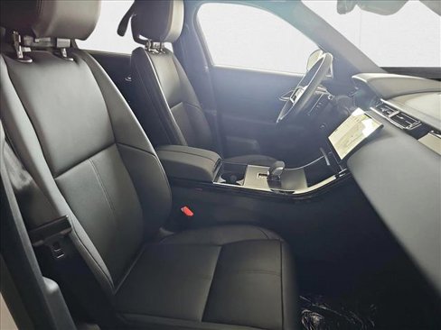 New 2026 Land Rover Range Rover Velar Dynamic SE image 10