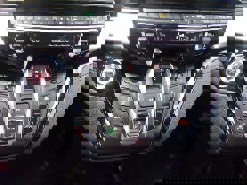 New 2026 Honda Odyssey Touring image 14