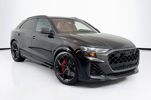 New 2025 Audi RS Q8 performance image 3