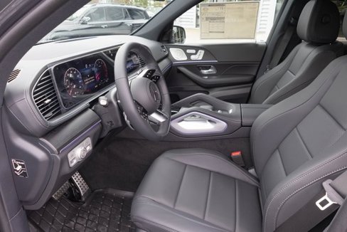 New 2025 Mercedes-Benz GLS 450 4MATIC image 2