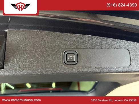 Used 2011 Chevrolet Tahoe LTZ image 57