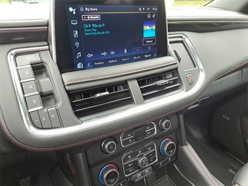 Used 2024 Chevrolet Suburban RST w/ Luxury Package image 13