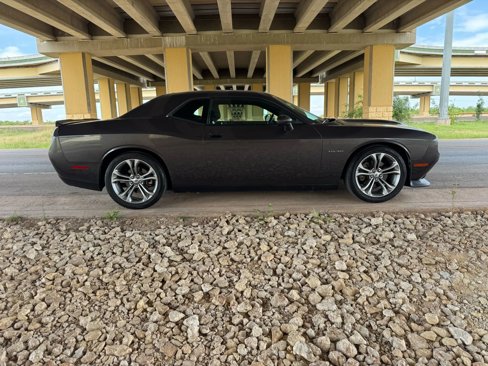 Used 2021 Dodge Challenger R/T image 2
