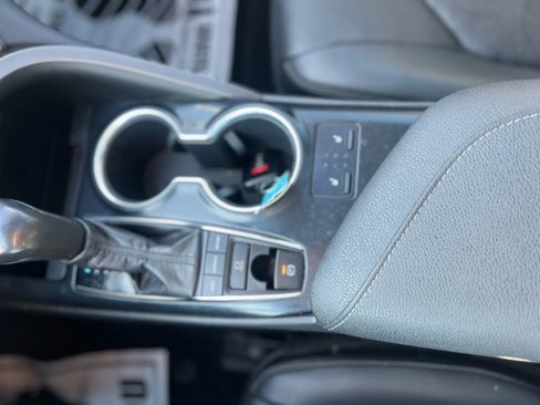 Used 2019 Toyota Camry XSE image 25
