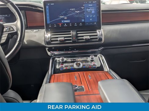 Certified 2024 Lincoln Navigator L 4WD image 29