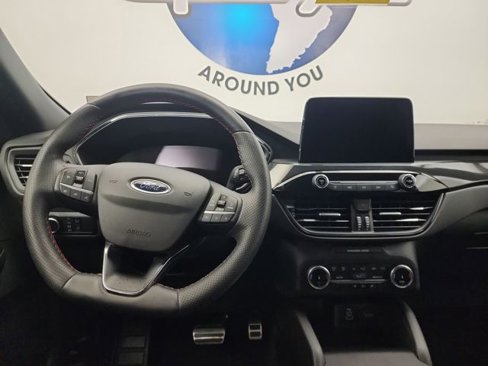 Used 2024 Ford Escape ST-Line image 18