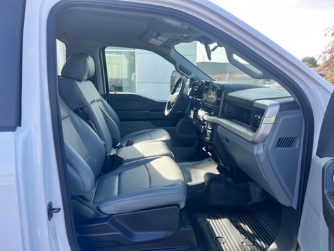 Used 2024 Ford F550 2WD Regular Cab Super Duty image 20