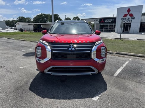 New 2025 Mitsubishi Outlander SEL image 2
