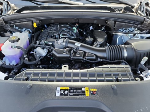 New 2025 Jeep Grand Cherokee Altitude image 22