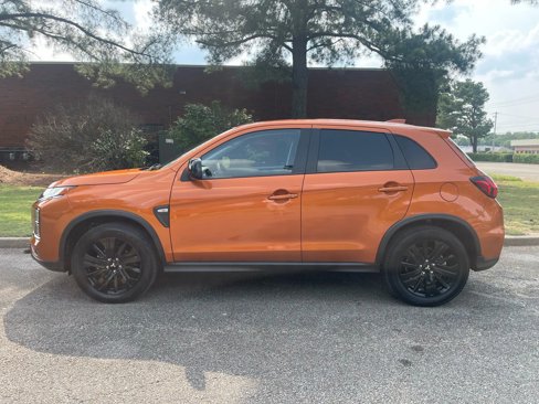 Used 2022 Mitsubishi Outlander Sport ES image 2