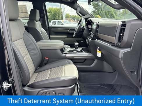 New 2025 Chevrolet Silverado 1500 ZR2 w/ Technology Package image 31