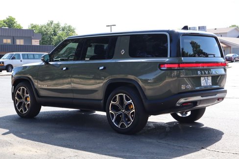 Used 2022 Rivian R1S Launch Edition image 7