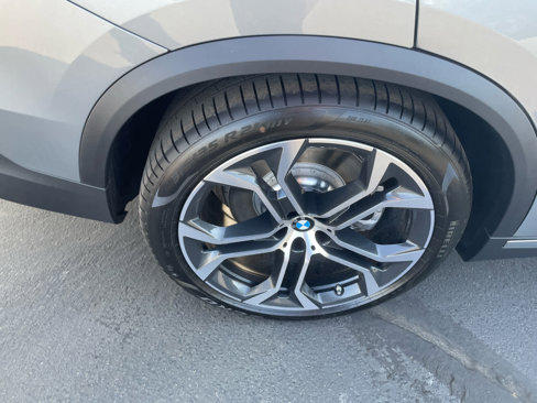 New 2026 BMW X5 xDrive50e w/ Climate Comfort Package image 17