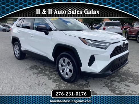 Used 2024 Toyota RAV4 LE image 1