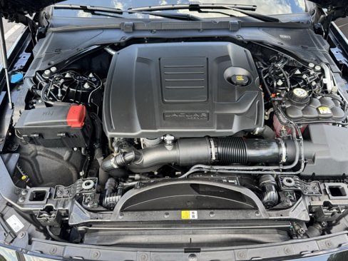 Used 2024 Jaguar XF R-Dynamic SE image 40