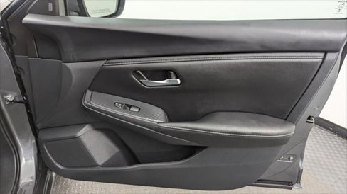 Used 2025 Nissan Sentra SV image 23
