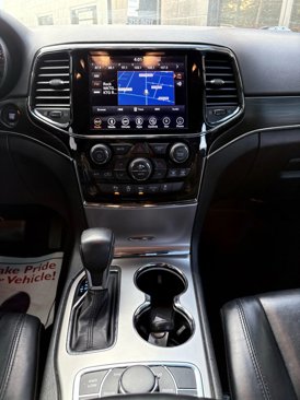 Used 2019 Jeep Grand Cherokee Limited image 26
