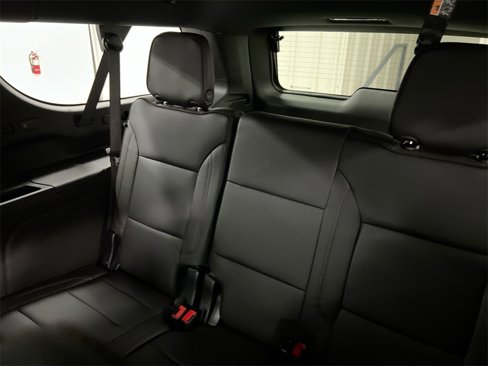 New 2026 Chevrolet Suburban High Country image 30