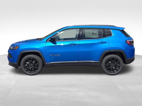 New 2026 Jeep Compass Latitude w/ Quick Order Package 29K image 2