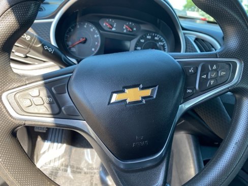 Used 2019 Chevrolet Malibu LS image 13