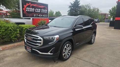 Used 2021 GMC Terrain SLT image 1