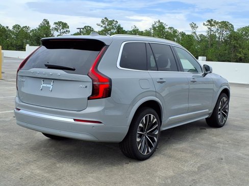 New 2026 Volvo XC90 B6 Plus w/ Protection Package Premier image 7