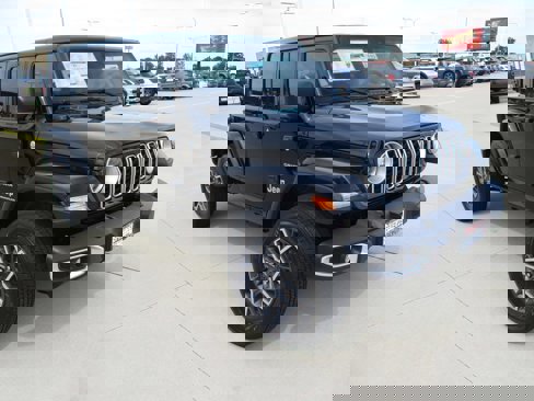 New 2024 Jeep Wrangler Unlimited Sahara w/ Technology Group image 9